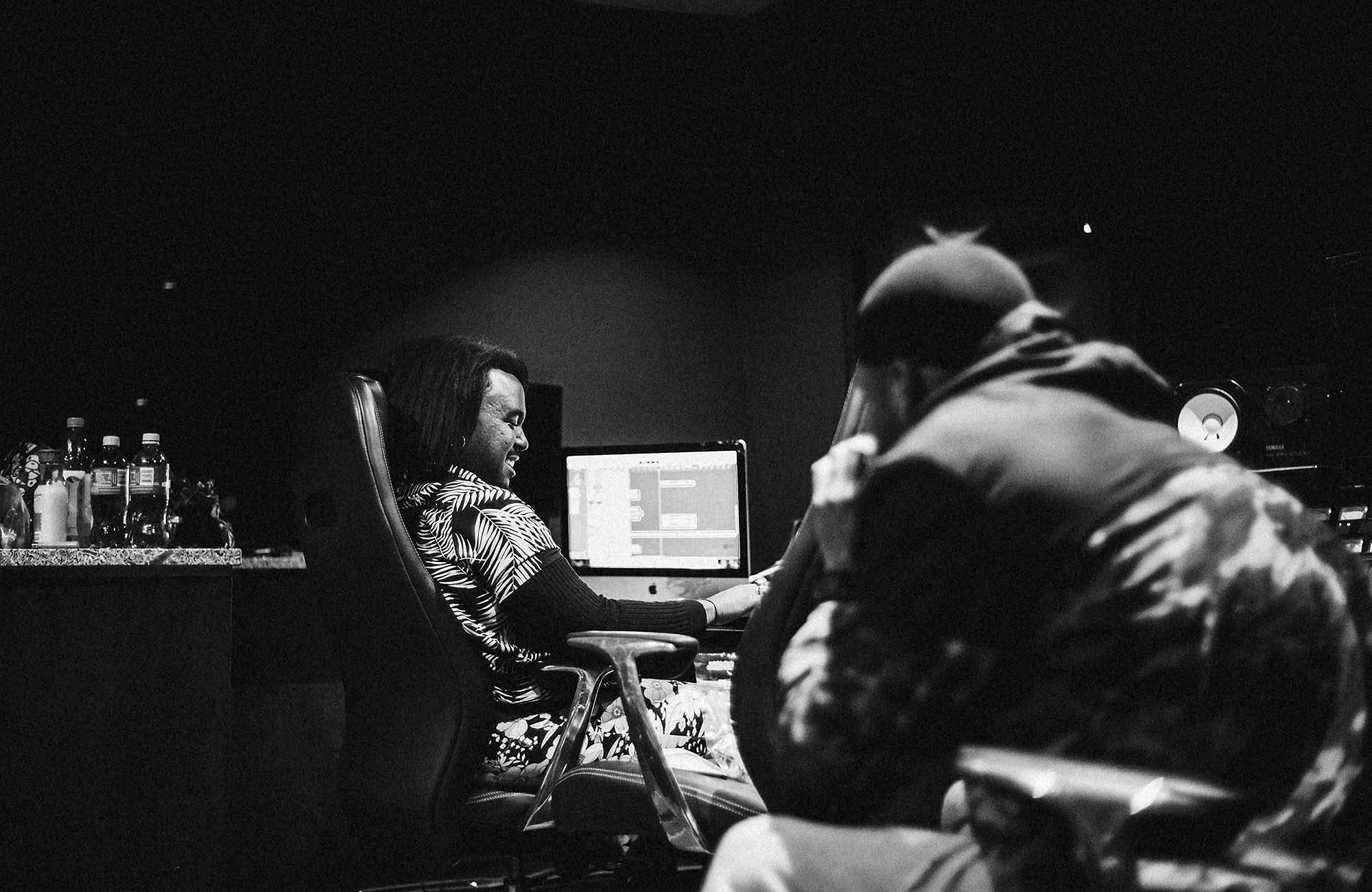 Songwriting: How to write a Hook in Rap